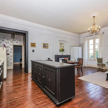 Appartement Du Chateau Joffre - Charme Et Elegance